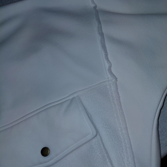 AEMI + CO White Hooded Cropped Pullover with Front Pockets - Picture 5 of 7